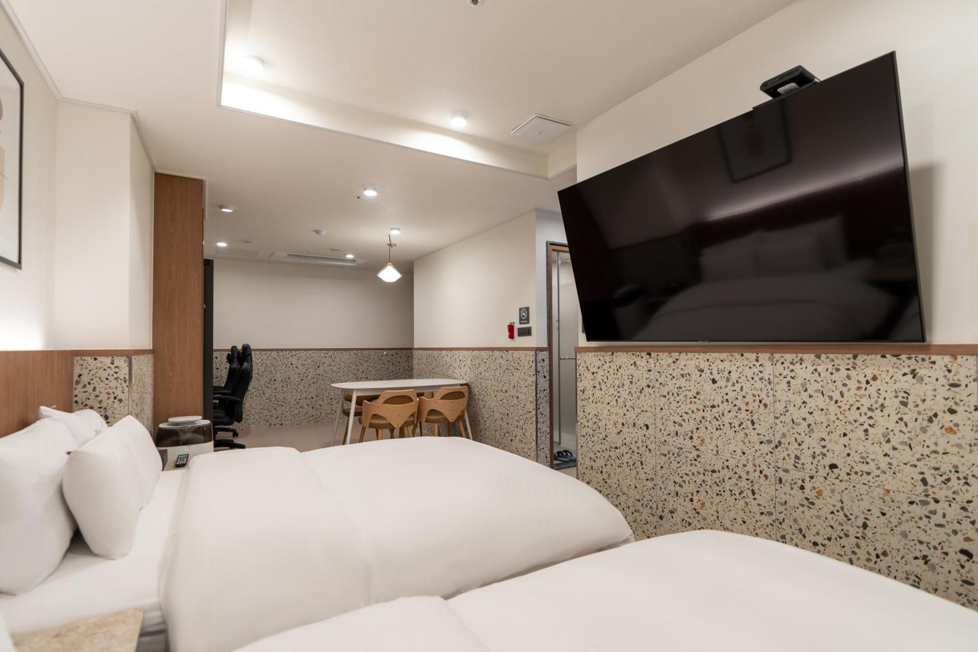Jecheon Hound Hotel 제천 외부 사진